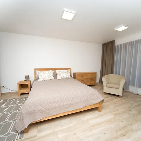 Petro Delux Apartment *