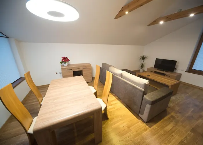 Petro Delux * קובנה